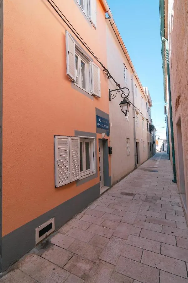 Pag Holiday Home & Terrace Pag Town
