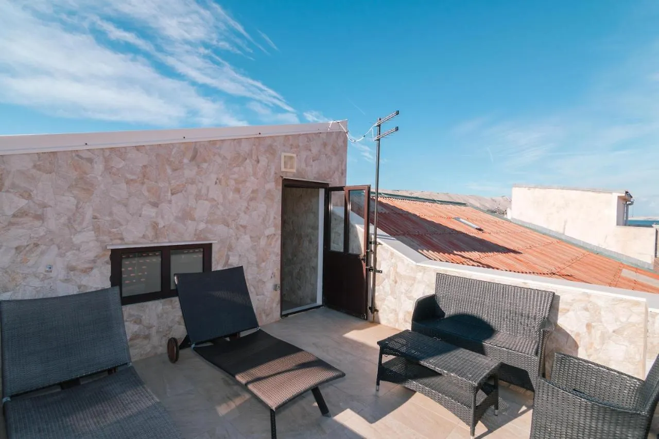 Pag Holiday Home & Terrace Pag Town